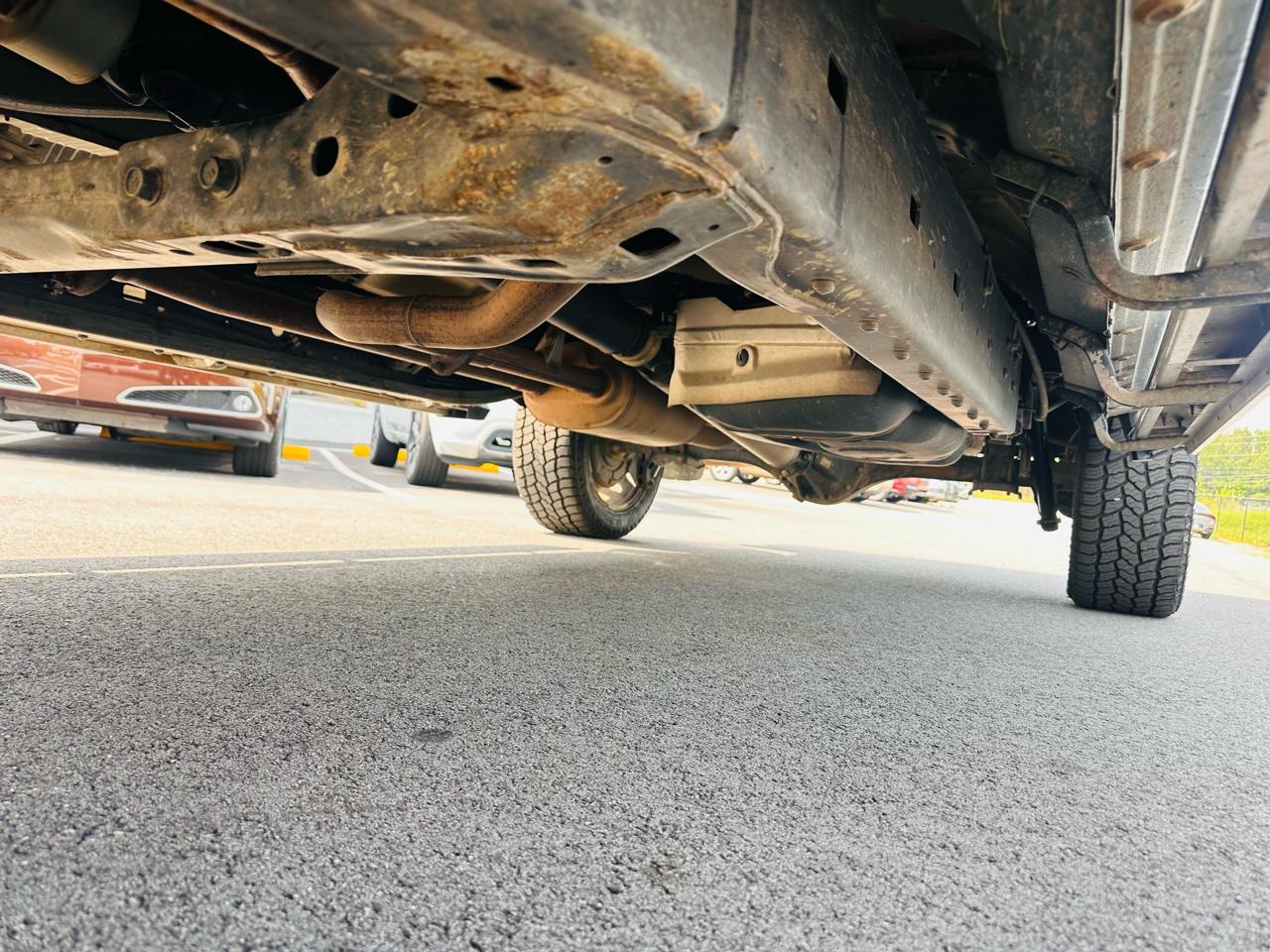 Toyota Tundra Limited 5.7L CrewMax 2WD 2015
