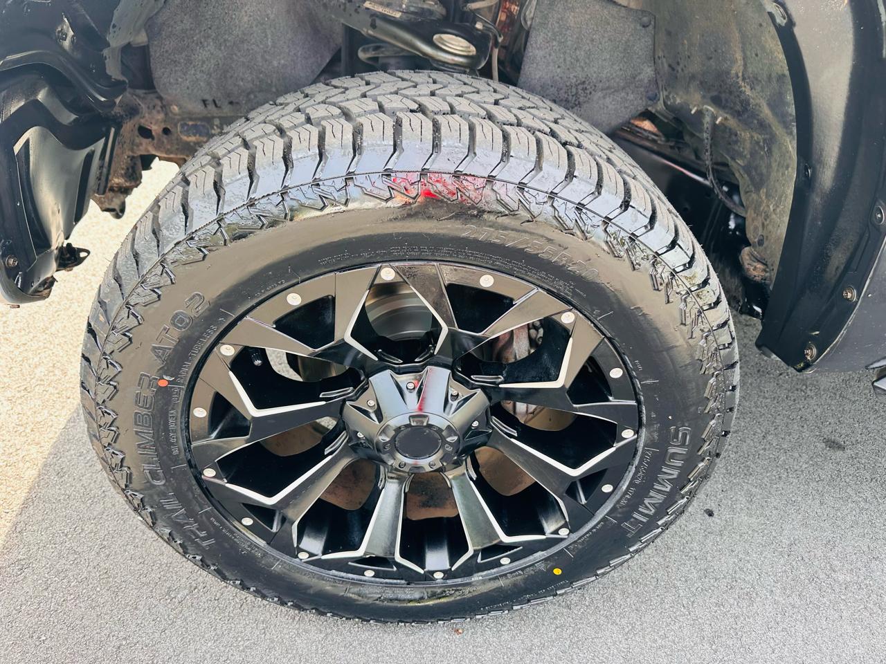 Toyota Tundra Limited 5.7L CrewMax 2WD 2015