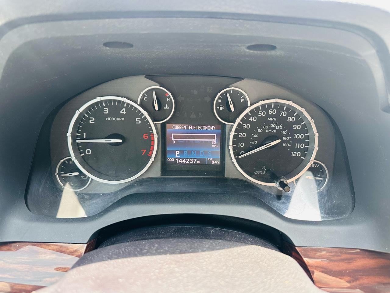 Toyota Tundra Limited 5.7L CrewMax 2WD 2015