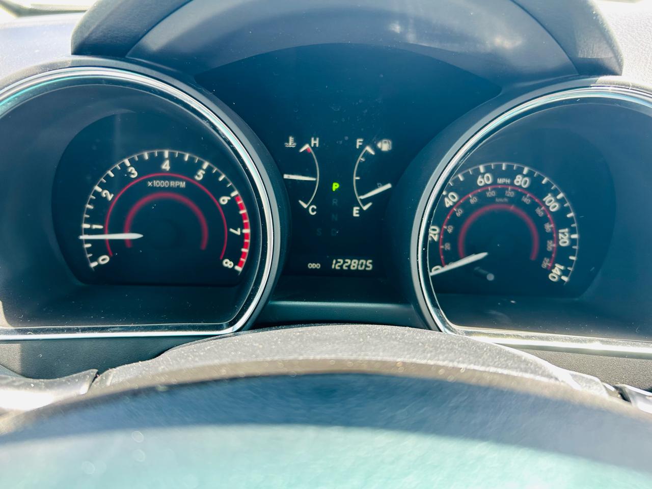 Toyota Highlander Base 2WD I4 2012