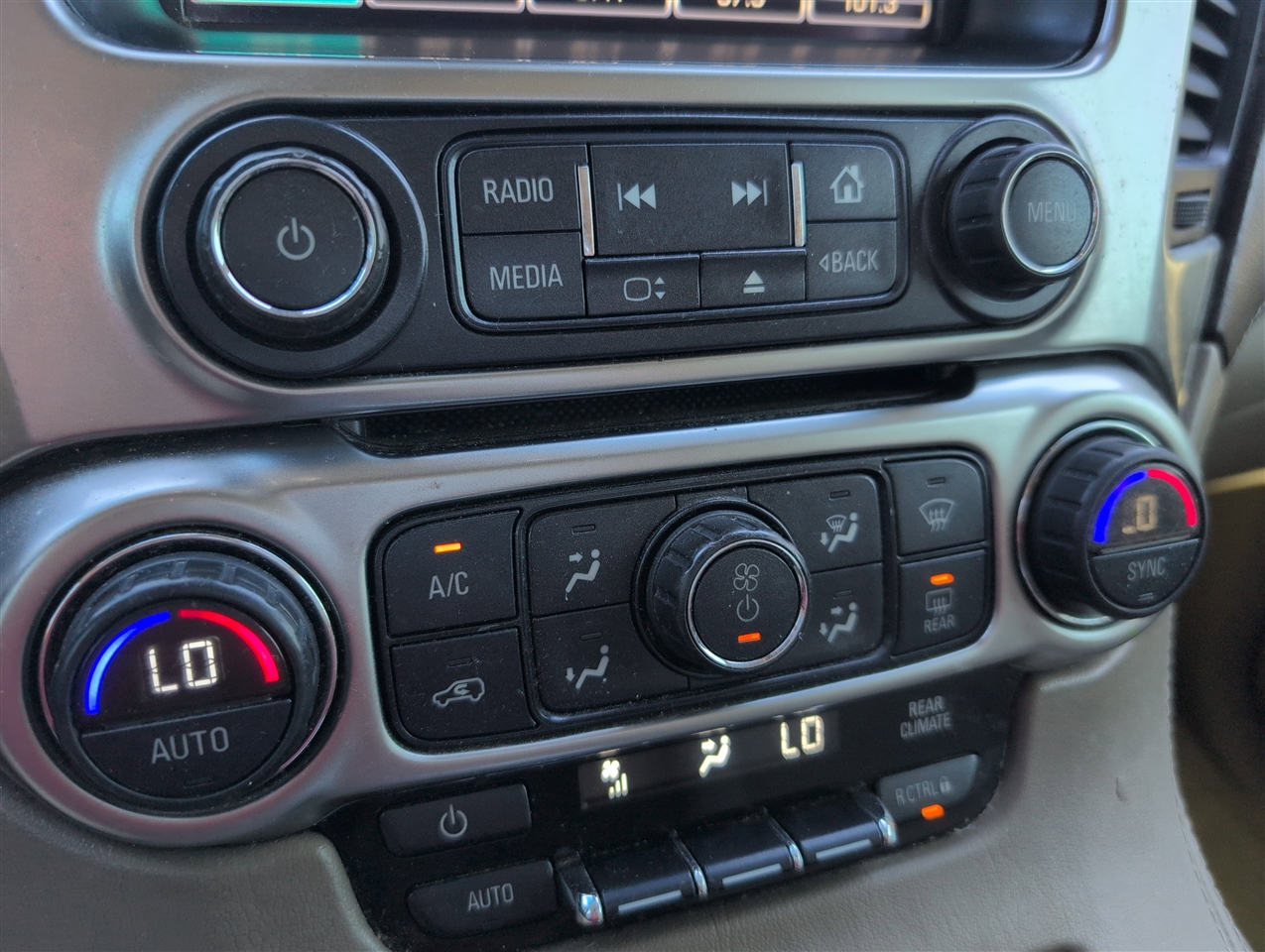 Chevrolet Tahoe  2016