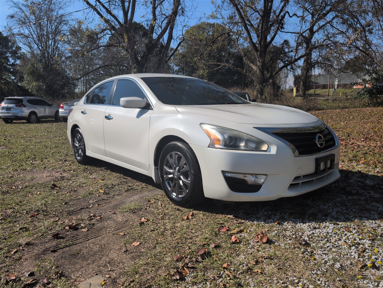 2015 Nissan Altima 2.5 photo 4