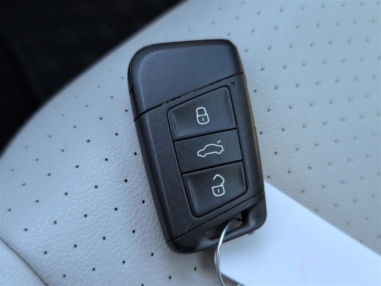 Volkswagen Jetta  2019