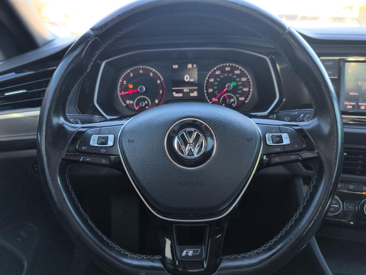 Volkswagen Jetta  2019