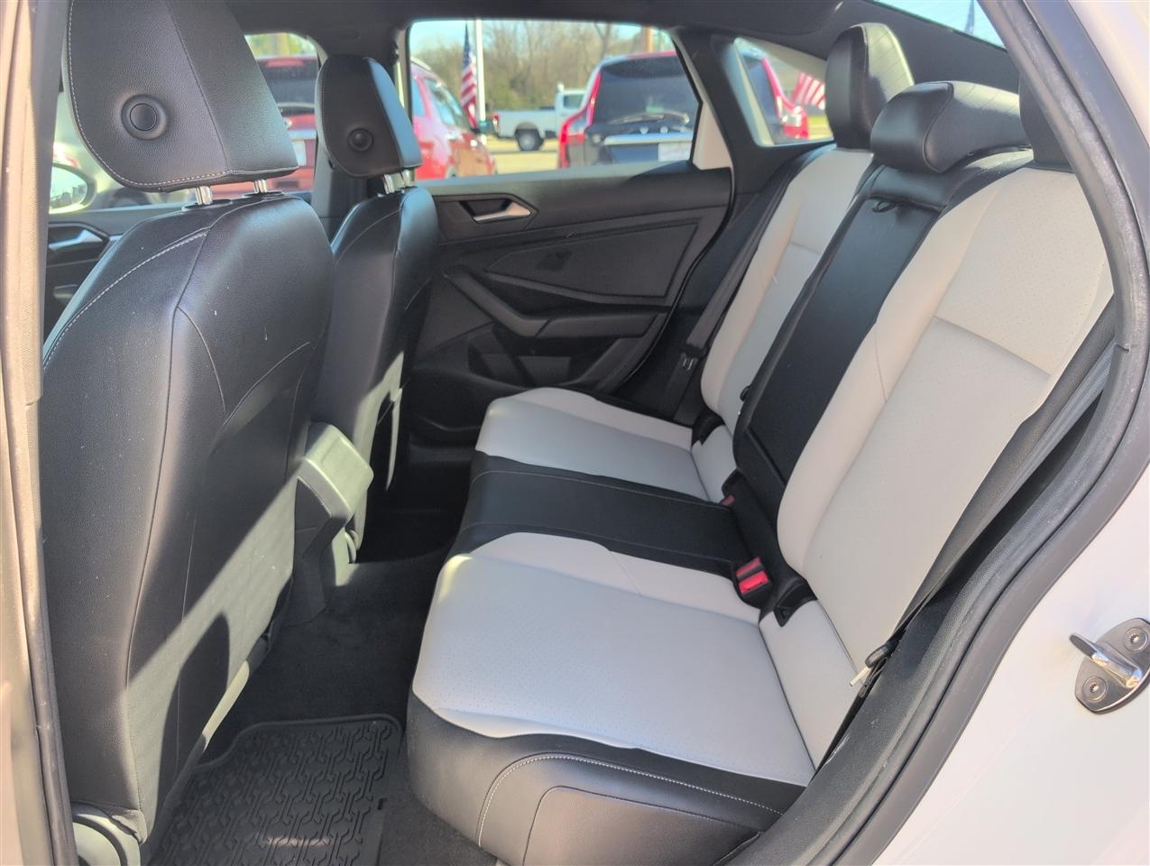 Volkswagen Jetta  2019