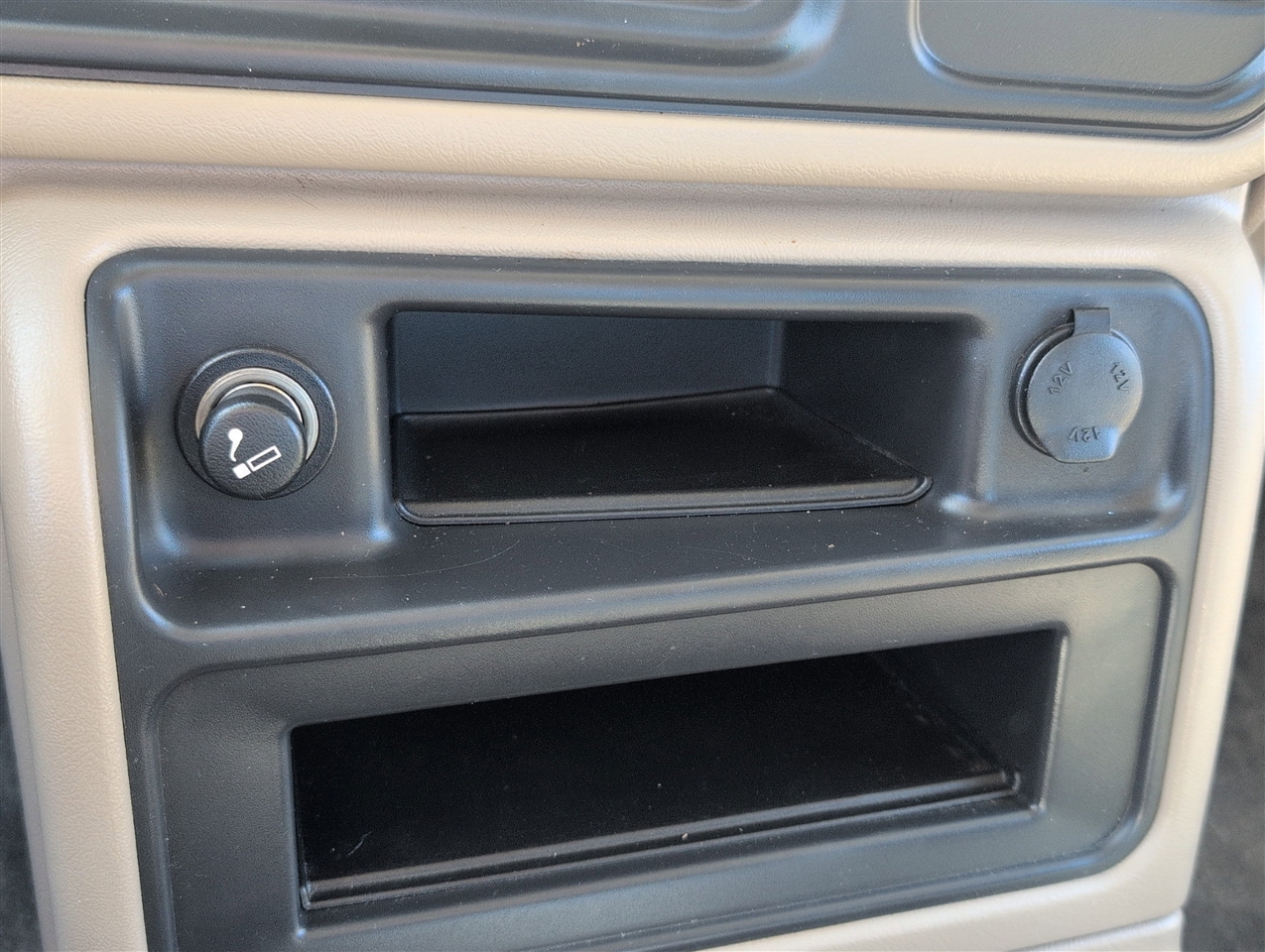 Chevrolet Avalanche  2003