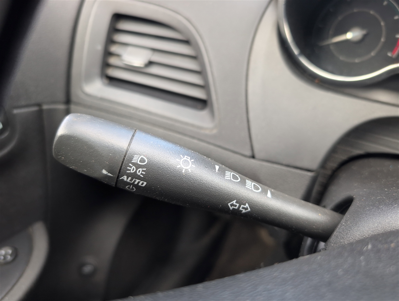 Chevrolet Malibu  2011