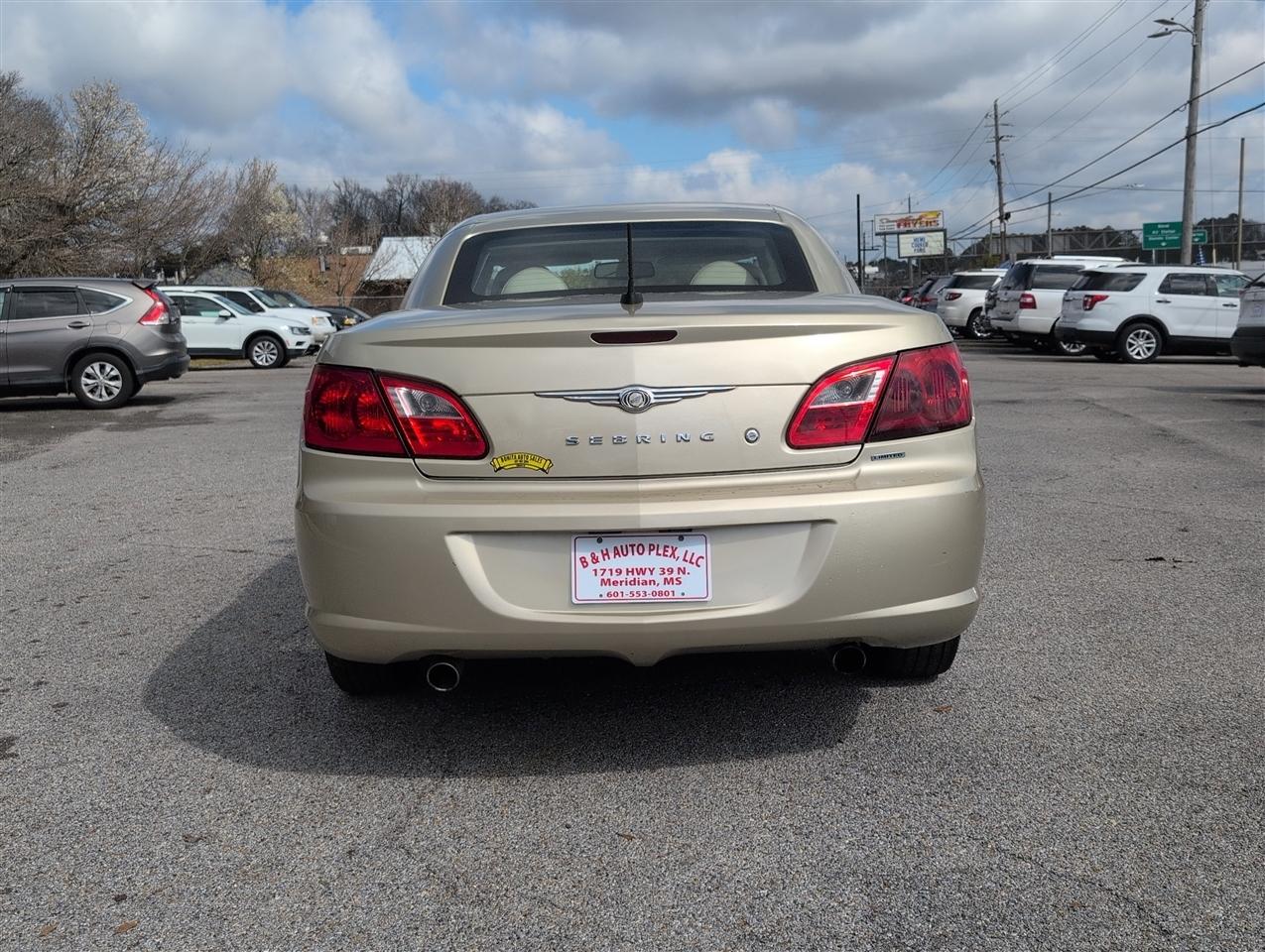 Chrysler Sebring  2010