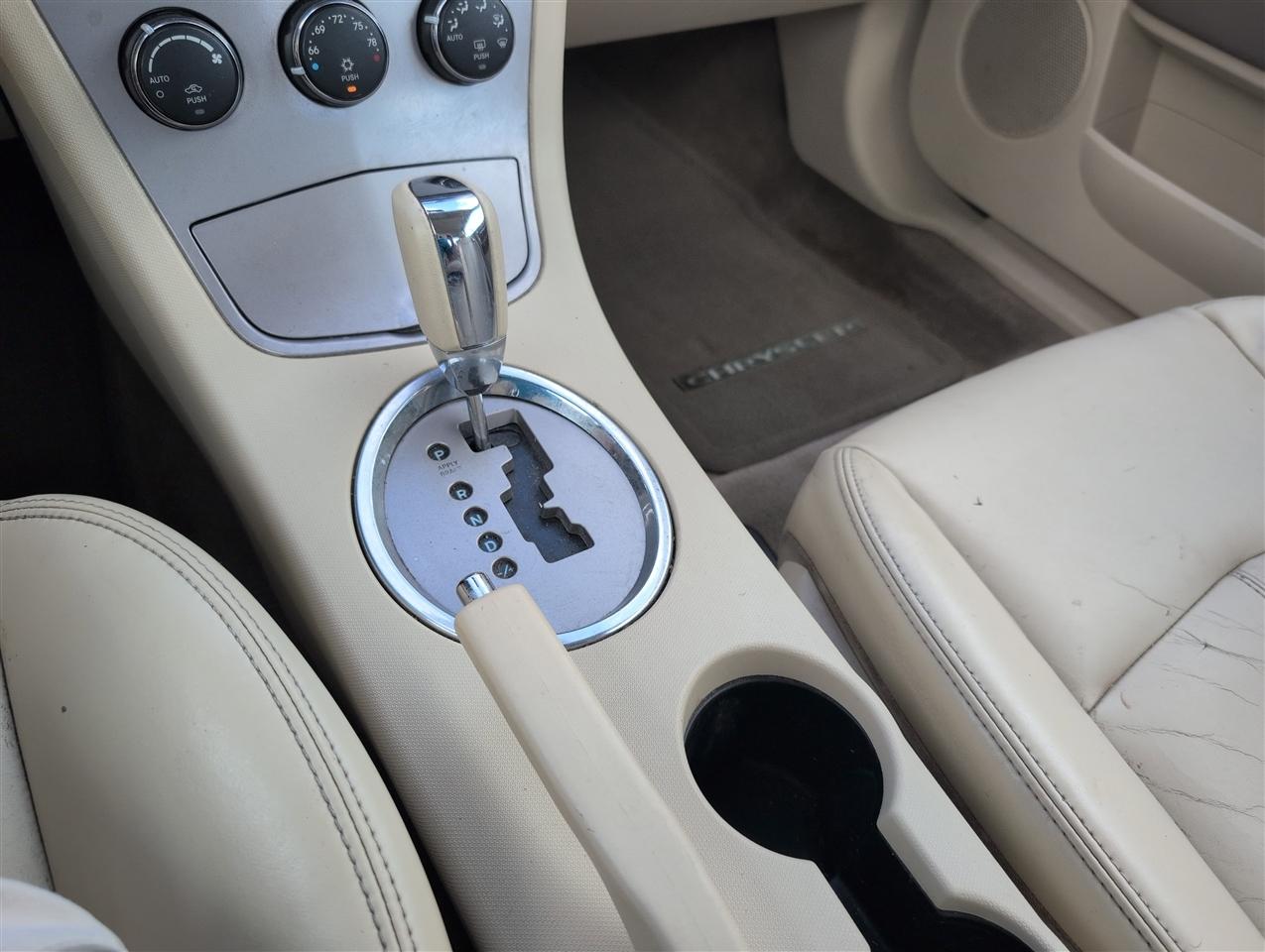 Chrysler Sebring  2010