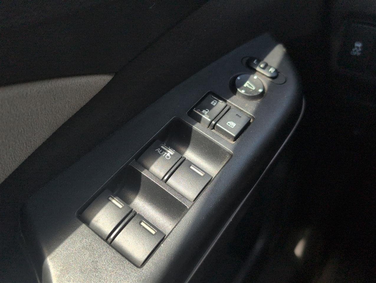 Honda CR-V  2012