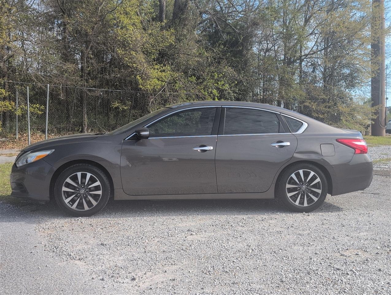 Nissan Altima  2017