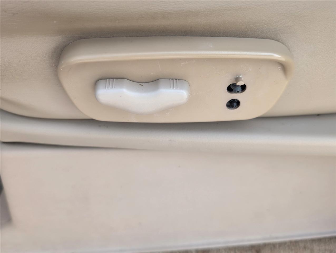 Nissan Pathfinder  2011