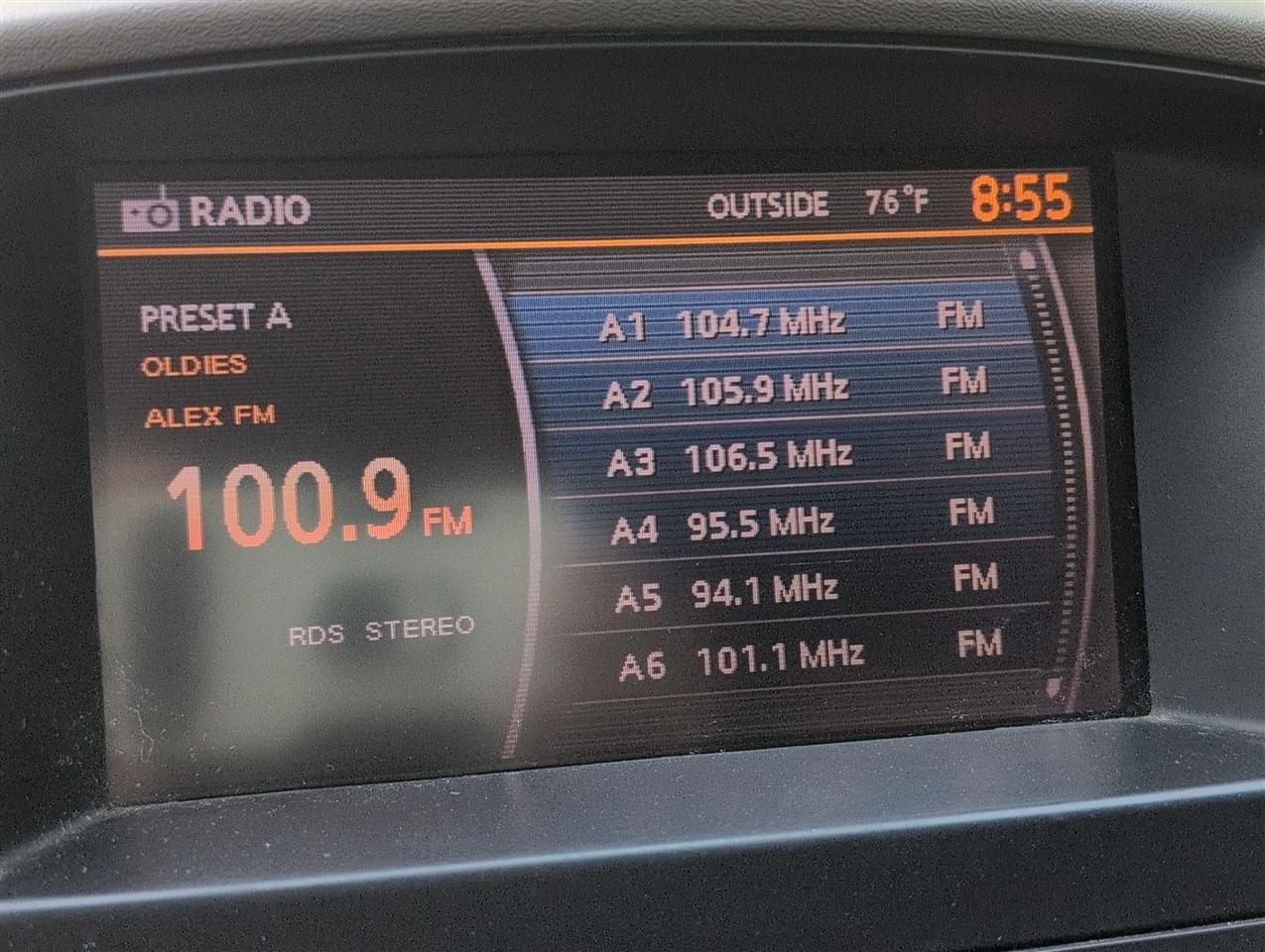 Nissan Pathfinder  2011