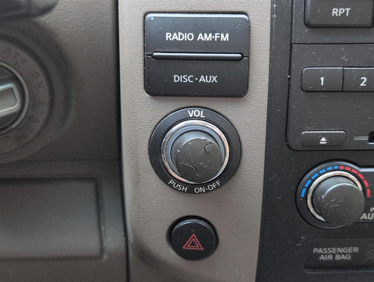 Nissan Pathfinder  2011