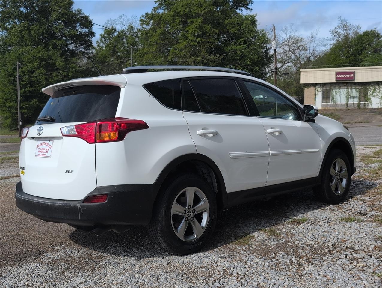 Toyota RAV4  2015