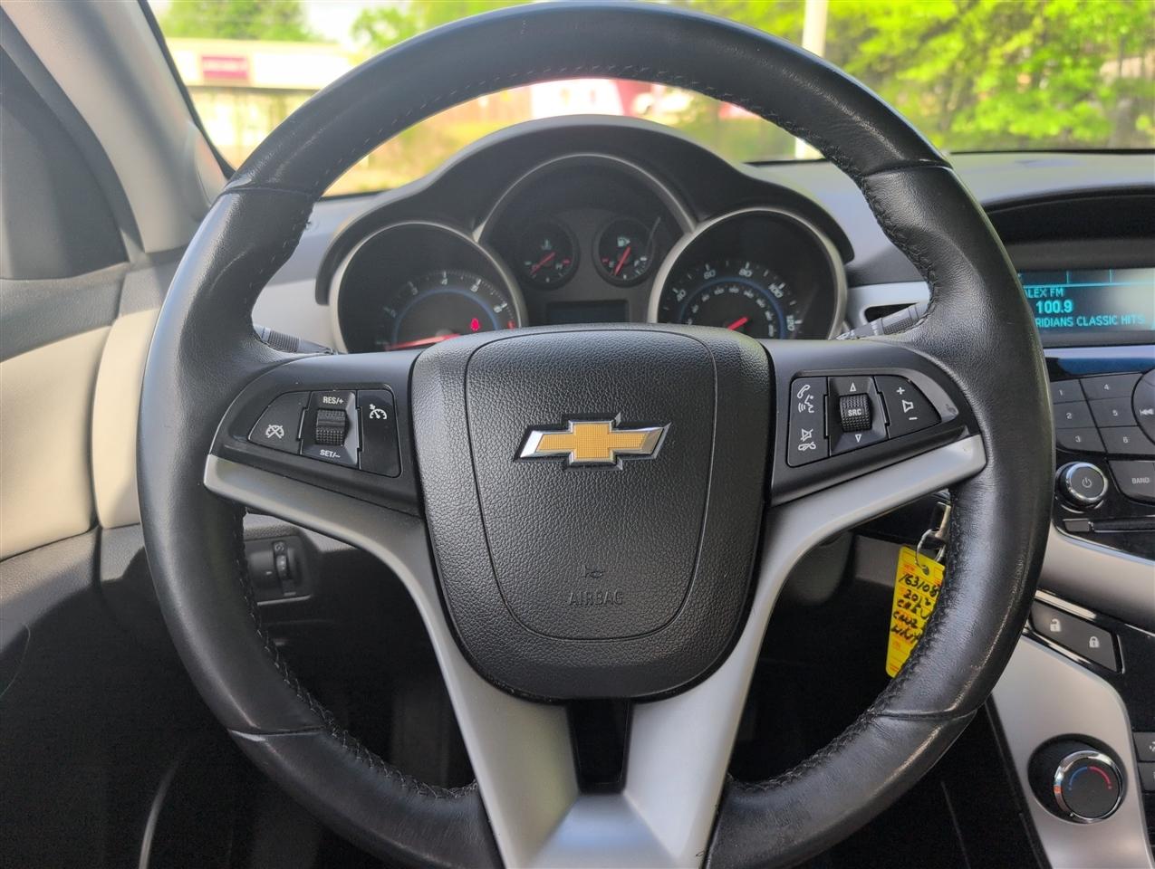 Chevrolet Cruze  2012