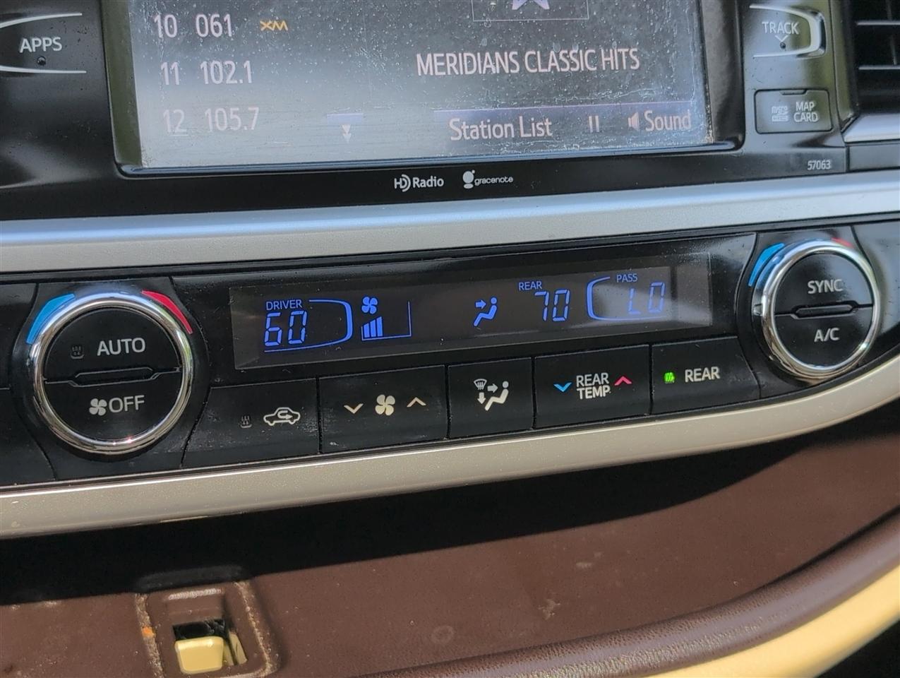 Toyota Highlander  2014