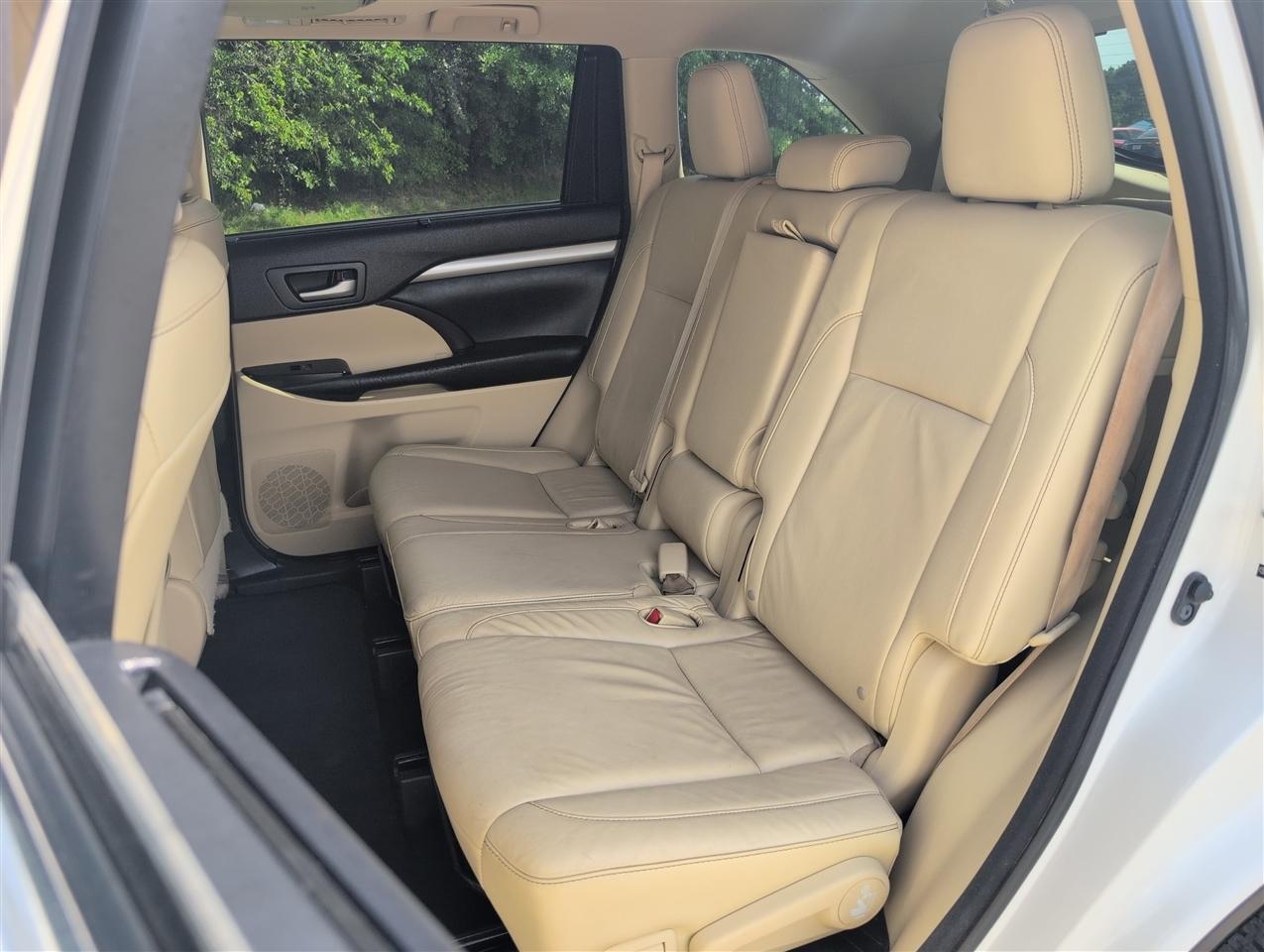 Toyota Highlander  2014