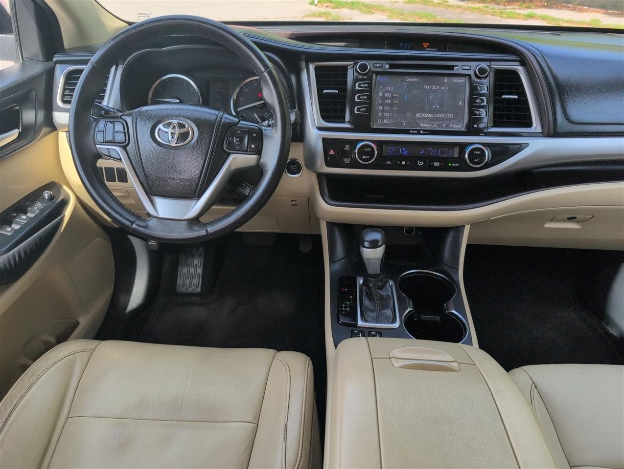 Toyota Highlander  2014