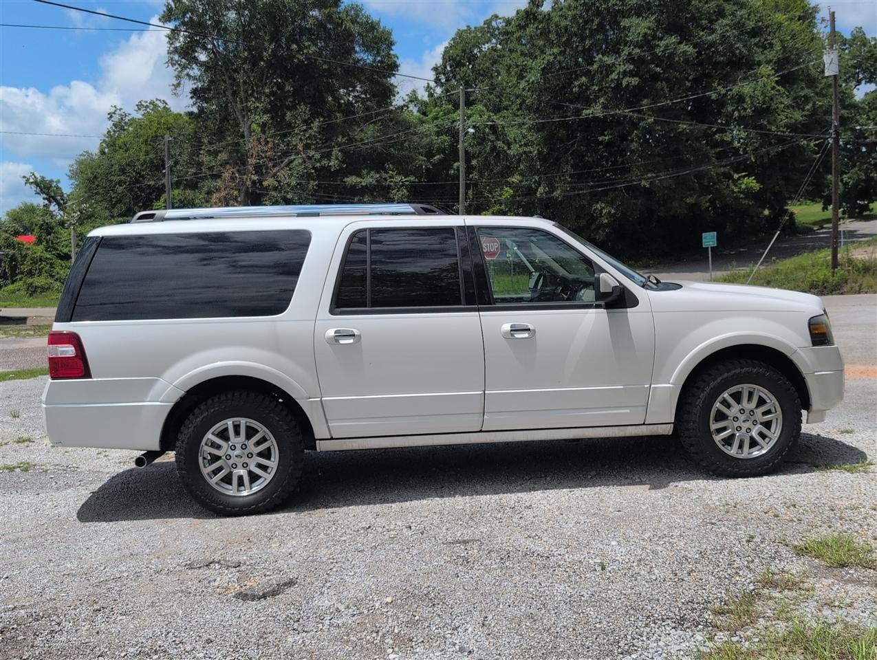 Ford Expedition  2013
