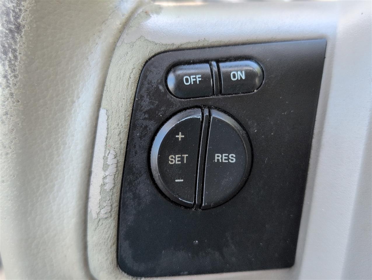 Ford Expedition  2013
