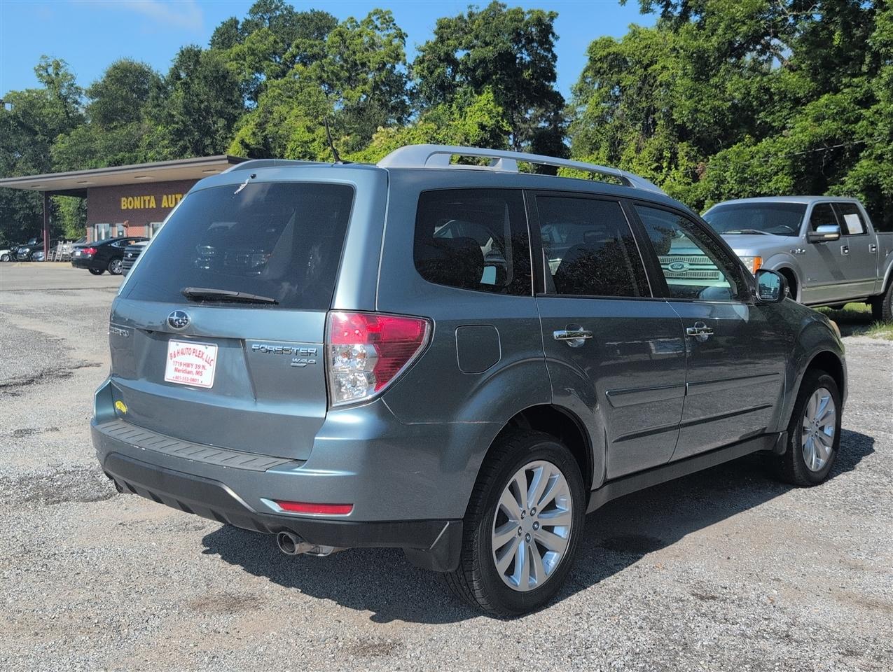 Subaru Forester  2011