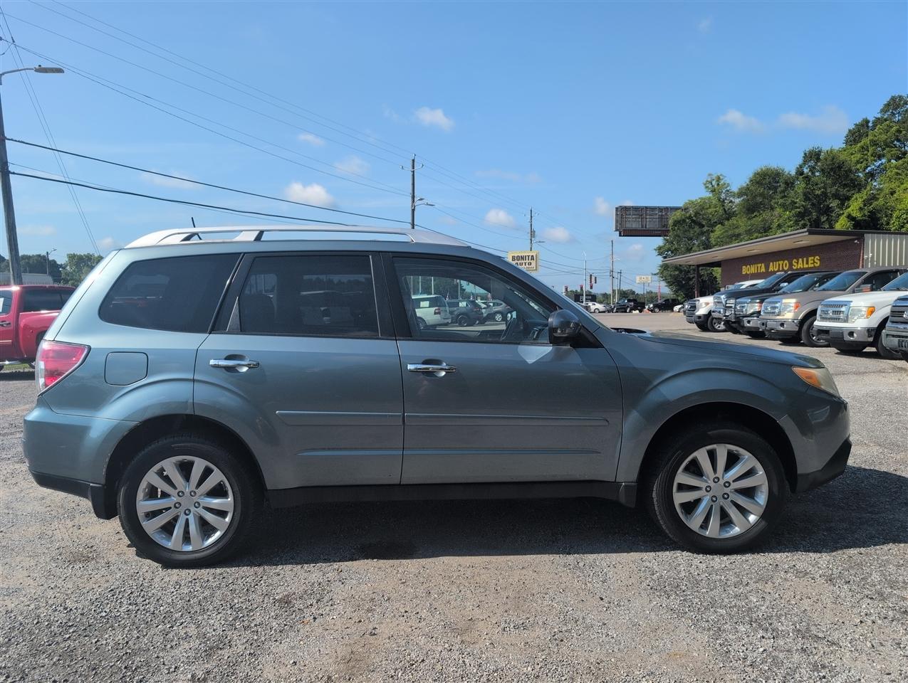 Subaru Forester  2011