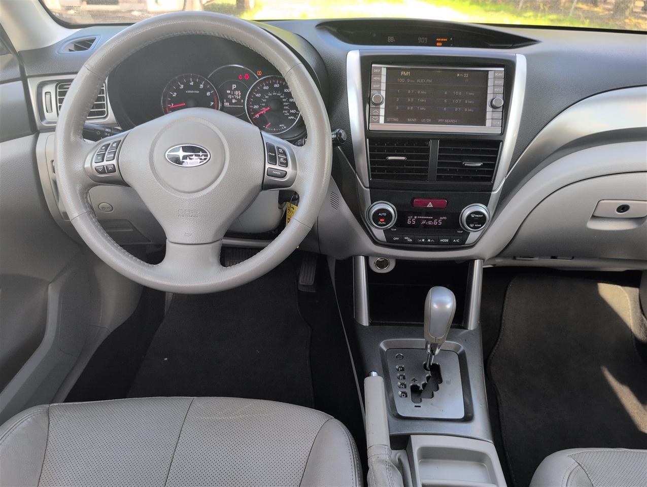 Subaru Forester  2011