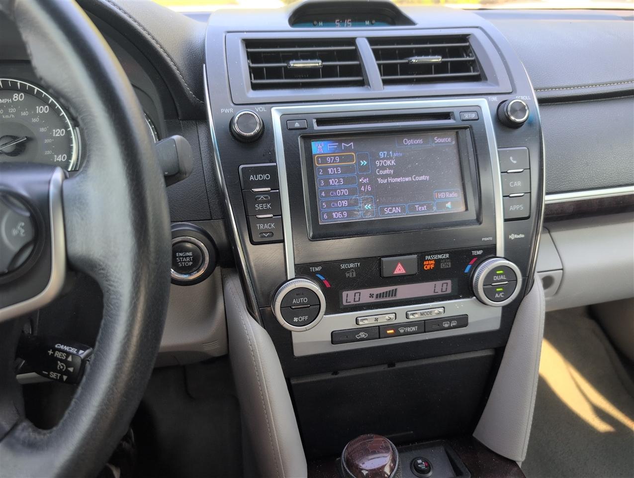 Toyota Camry  2013