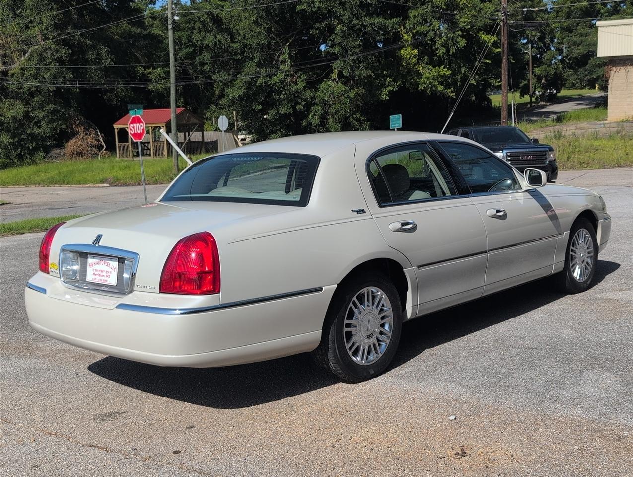 Lincoln Town Car  2007