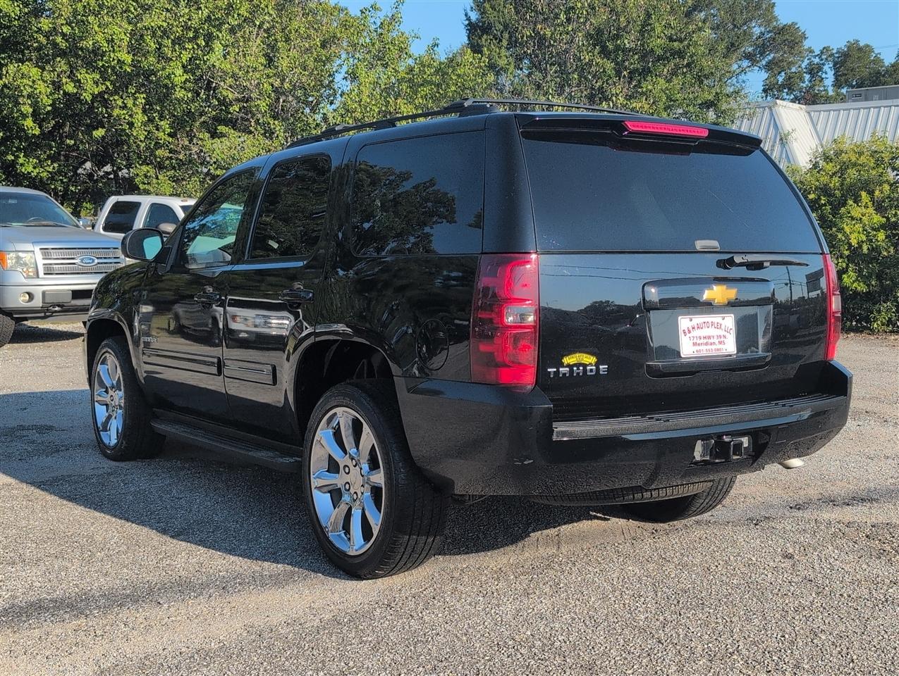Chevrolet Tahoe  2013