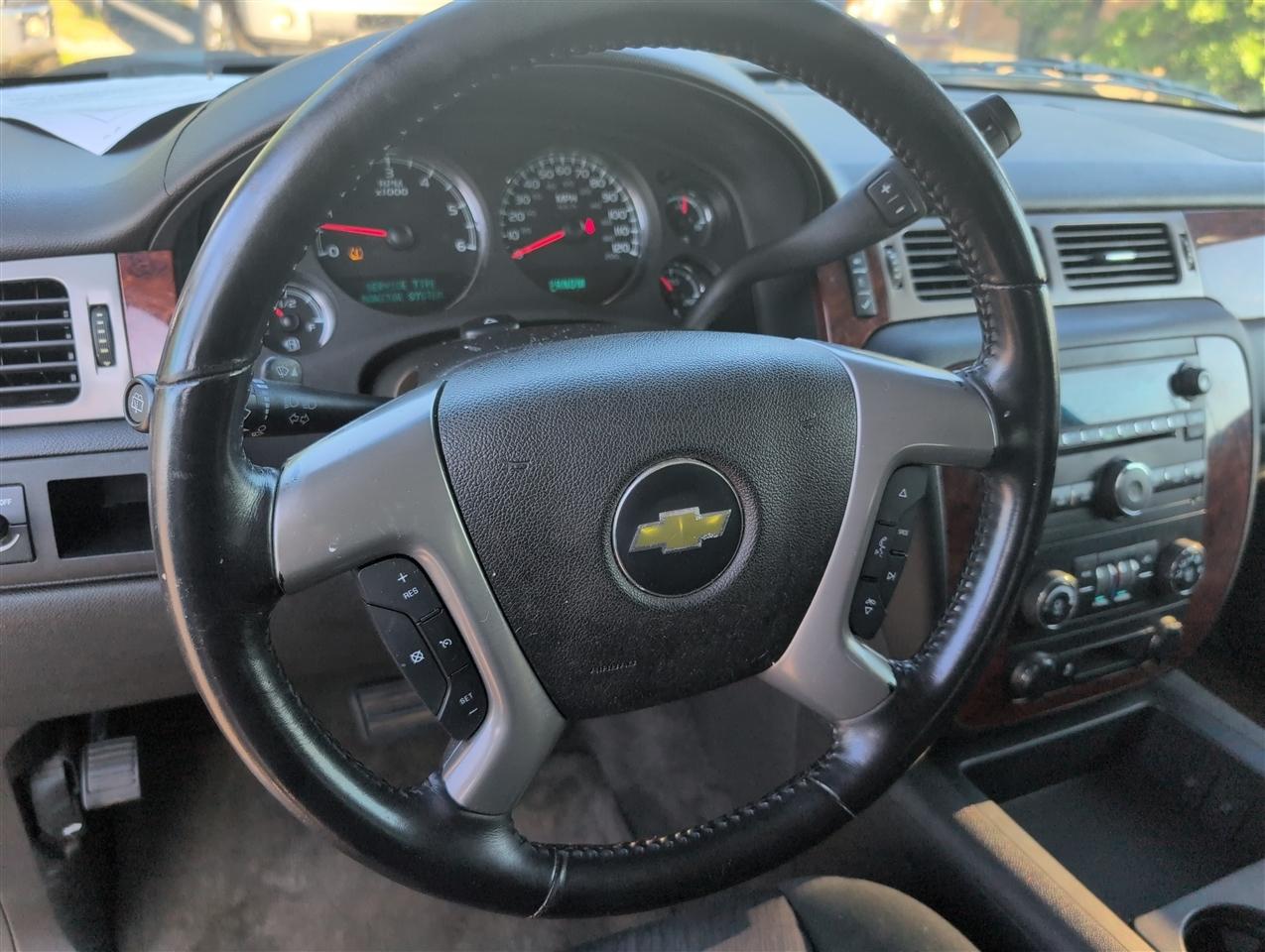 Chevrolet Tahoe  2013