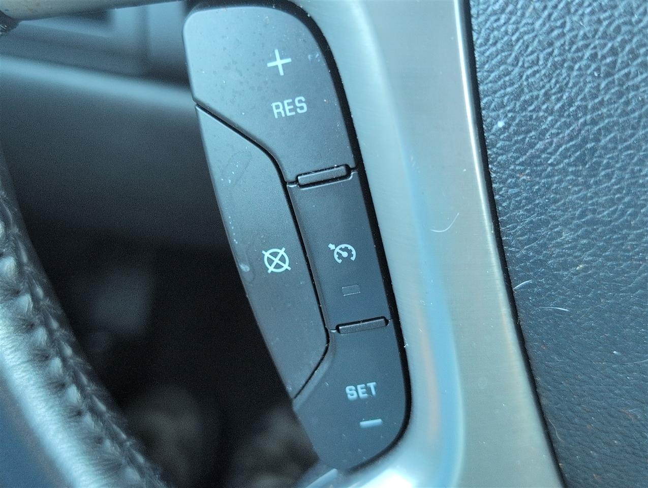 Chevrolet Tahoe  2013