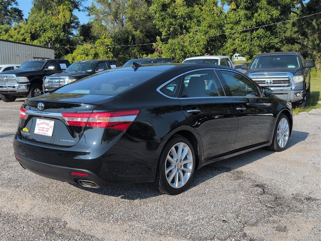 Toyota Avalon photo 5