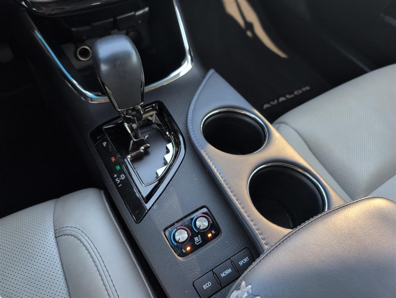 Toyota Avalon photo 20