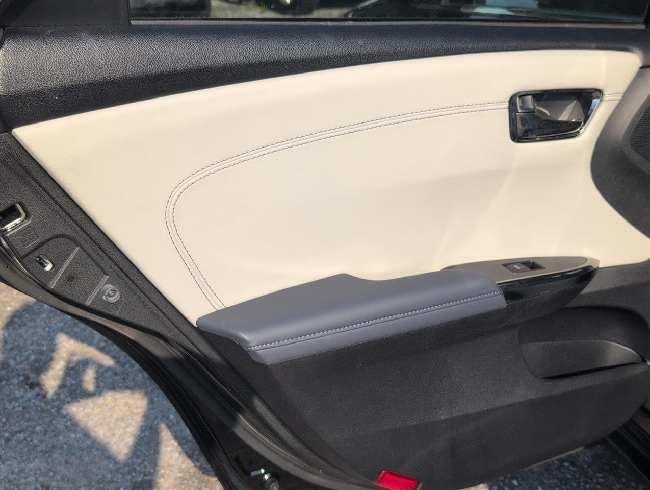 Toyota Avalon photo 32