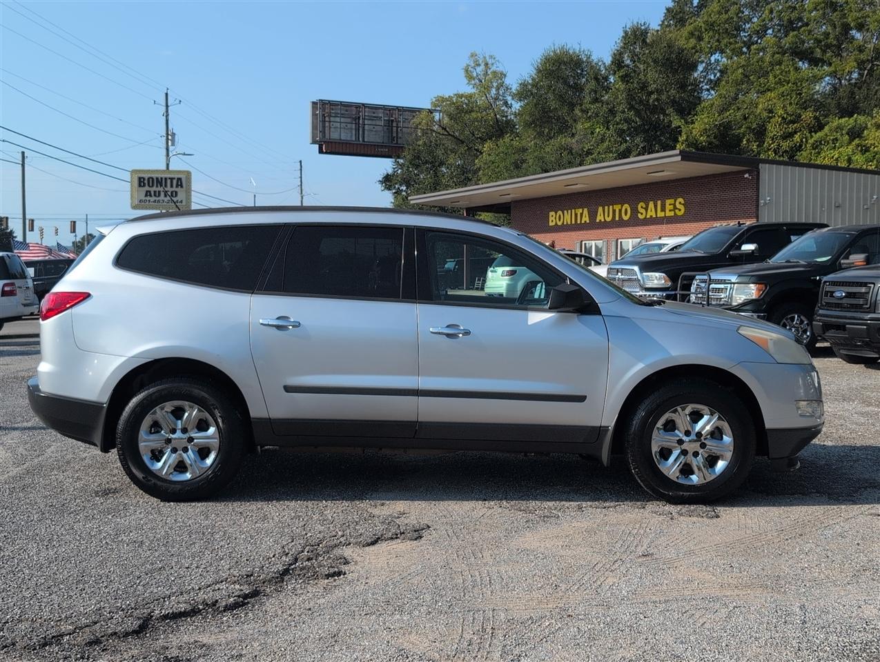 Chevrolet Traverse photo 6