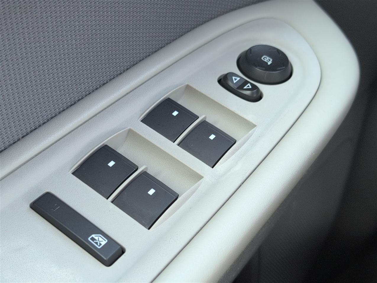 Chevrolet Traverse photo 12