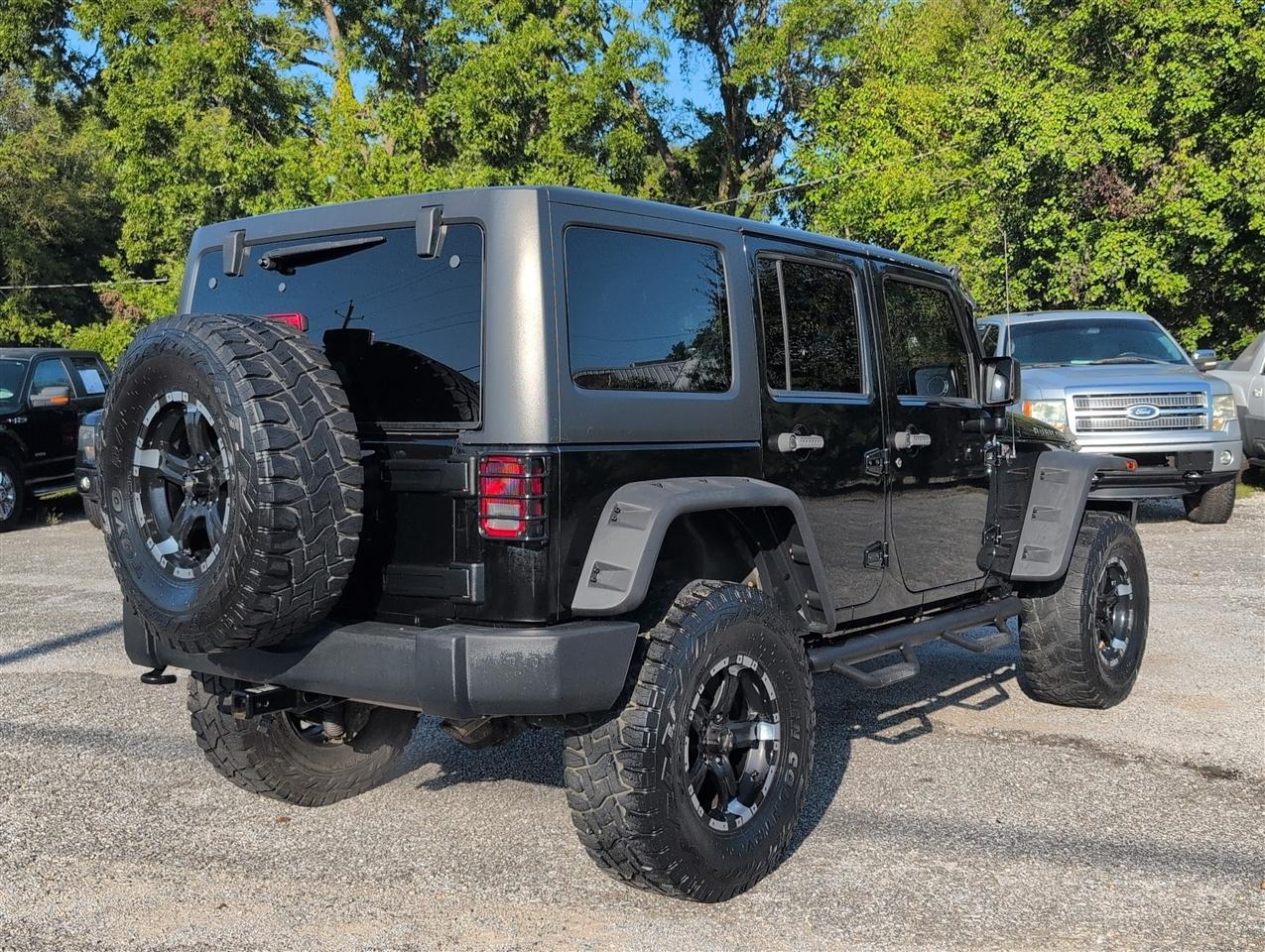 Jeep Wrangler photo 5
