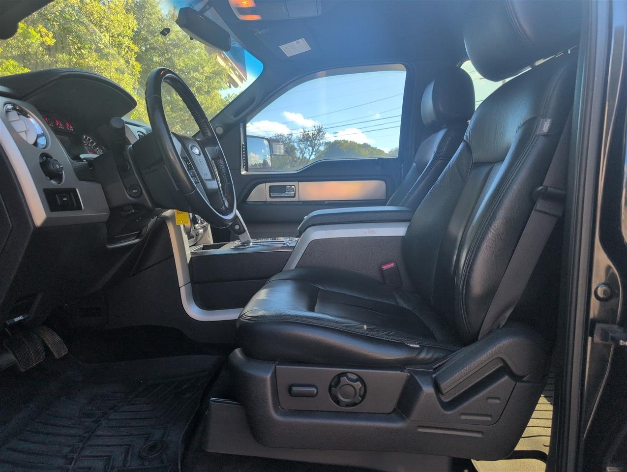 Ford F-150 photo 11