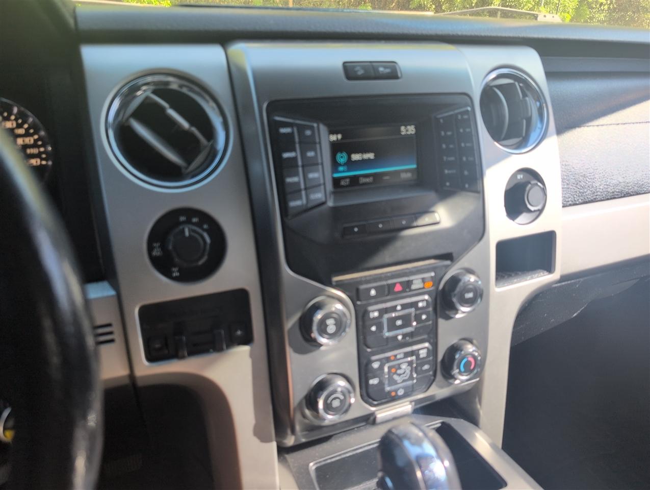 Ford F-150 photo 14
