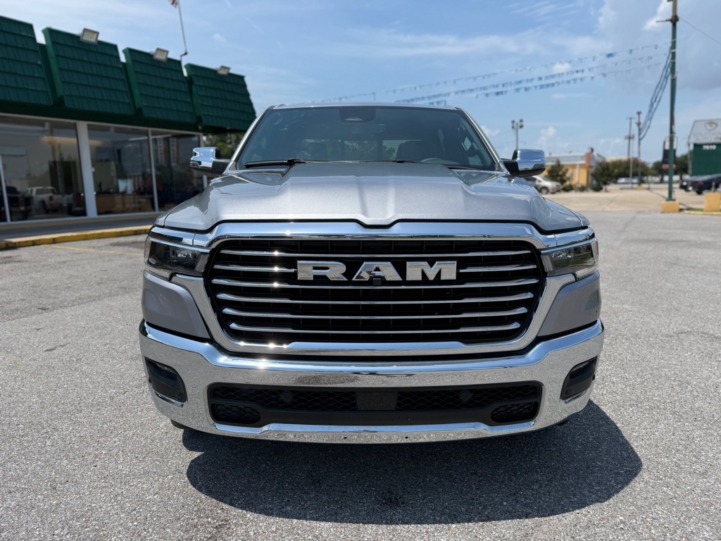 RAM 1500 Laramie 4x4 Crew Cab 5'7" Box 2025