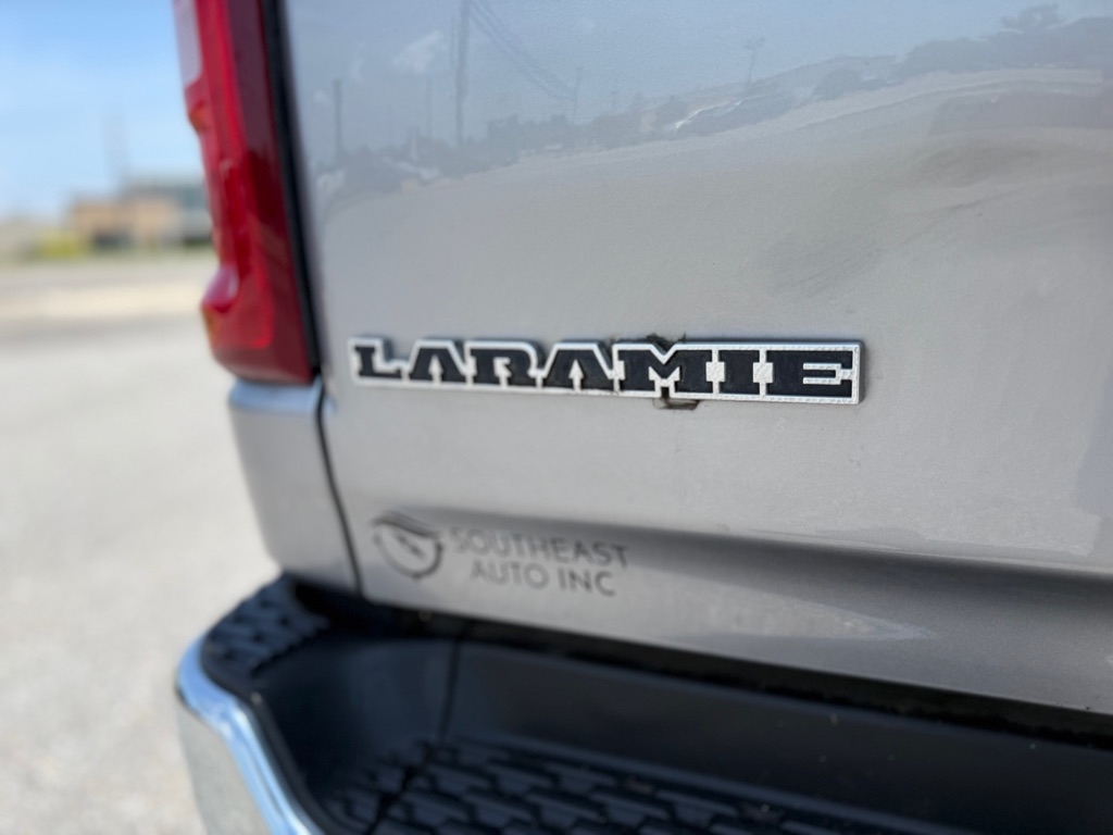 RAM 1500 Laramie 4x4 Crew Cab 5'7" Box 2025