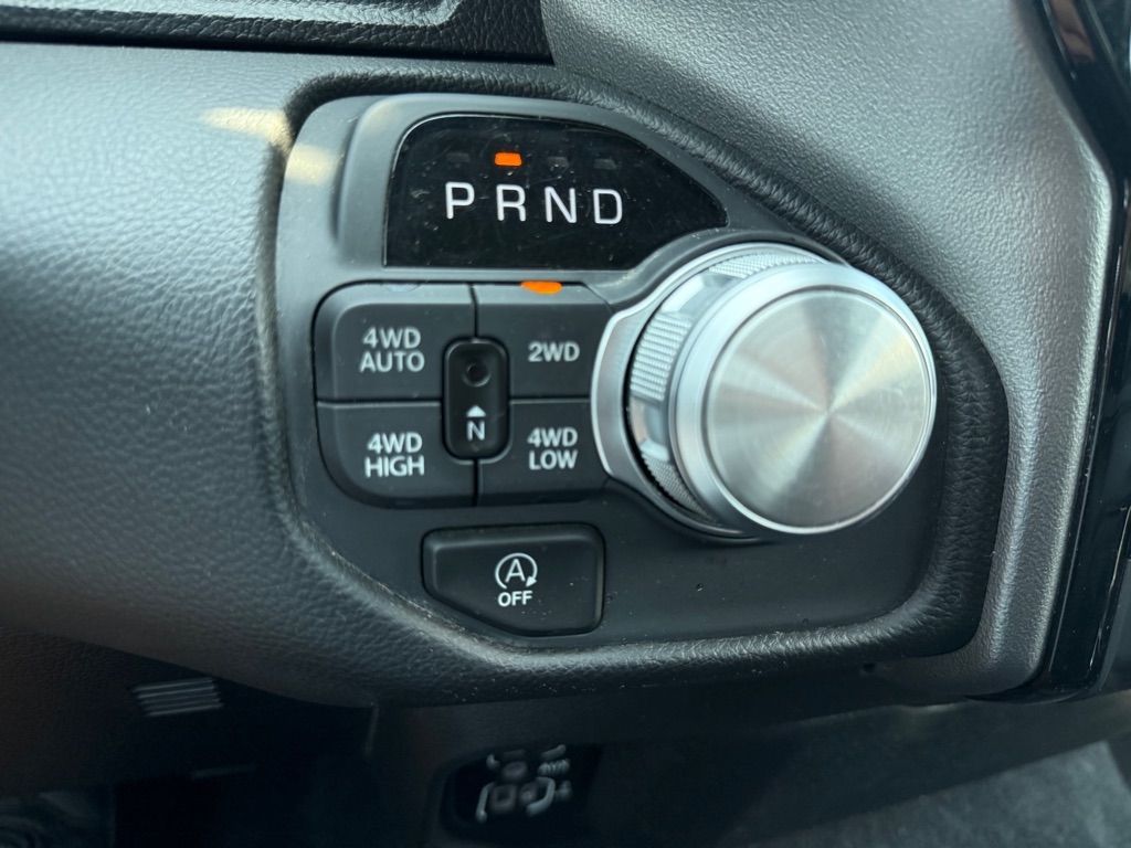 RAM 1500 Laramie 4x4 Crew Cab 5'7" Box 2025