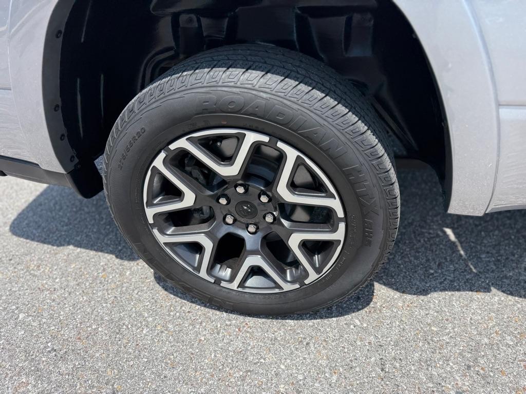 RAM 1500 Laramie 4x4 Crew Cab 5'7" Box 2025