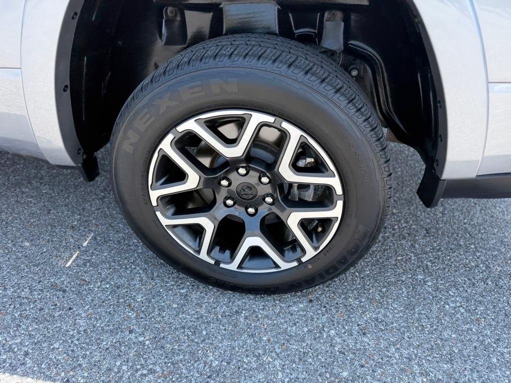 RAM 1500 Laramie 4x4 Crew Cab 5'7" Box 2025