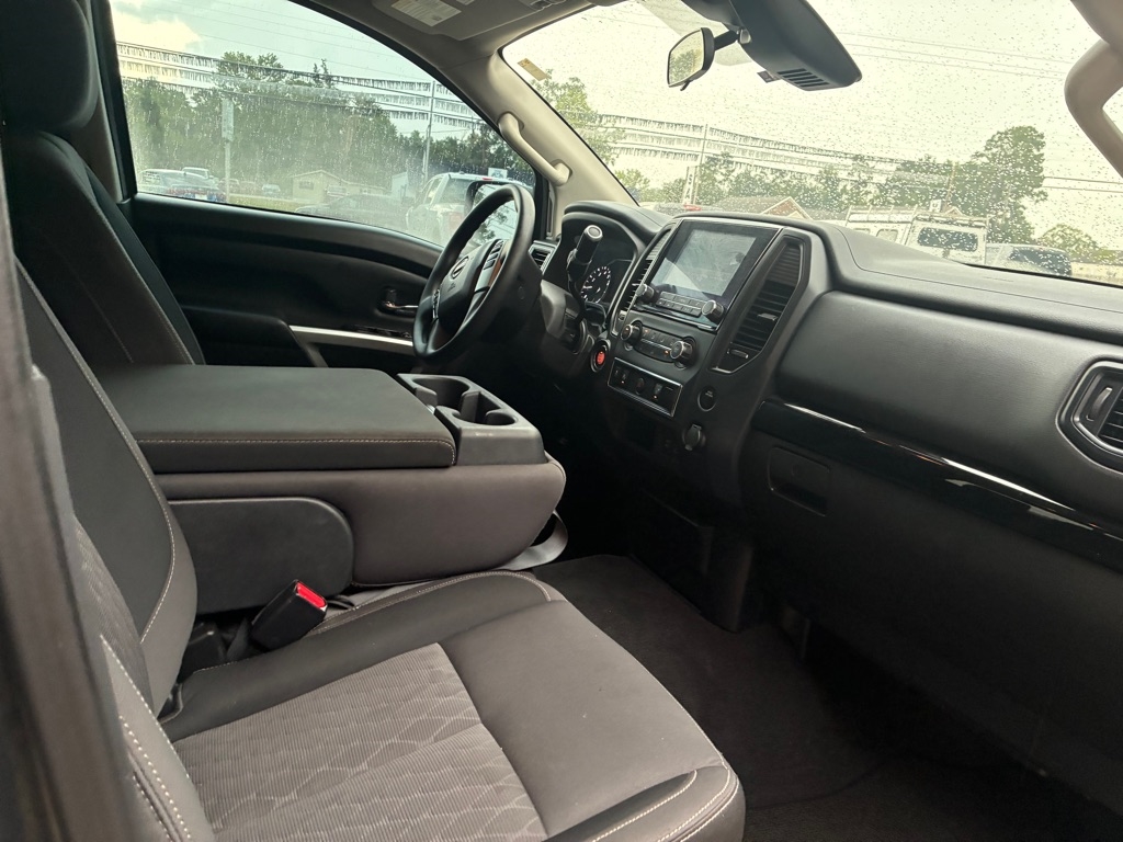 Nissan Titan S Crew Cab 2WD 2023 Nissan Titan S Crew Cab 2WD 2023