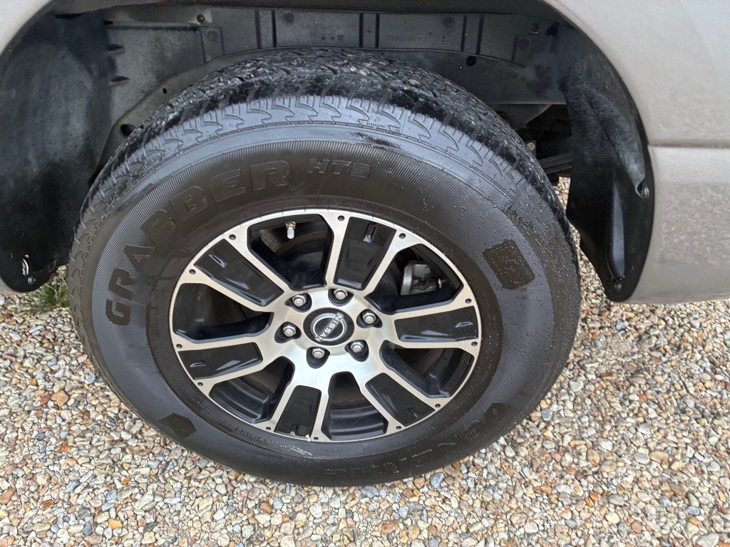Nissan Titan S Crew Cab 2WD 2023 Nissan Titan S Crew Cab 2WD 2023