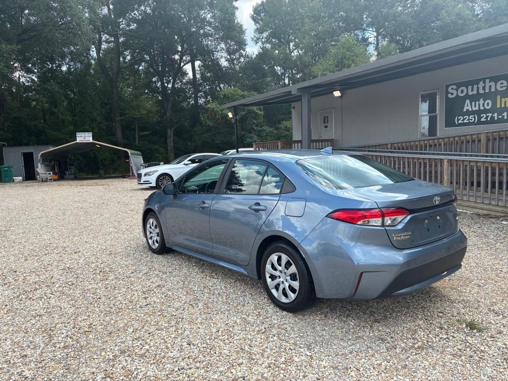 Toyota Corolla LE 2022