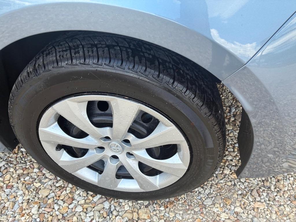 Toyota Corolla LE 2022